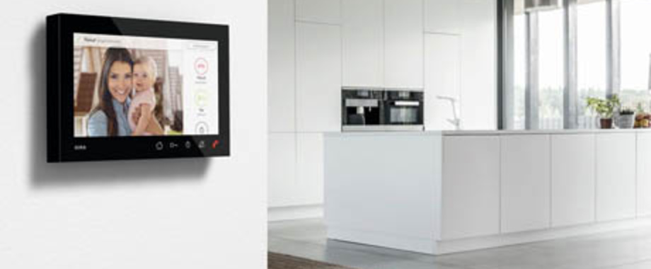 Gira Wohnungsstation bei Elektrotechnik Asche GmbH in Magdeburg