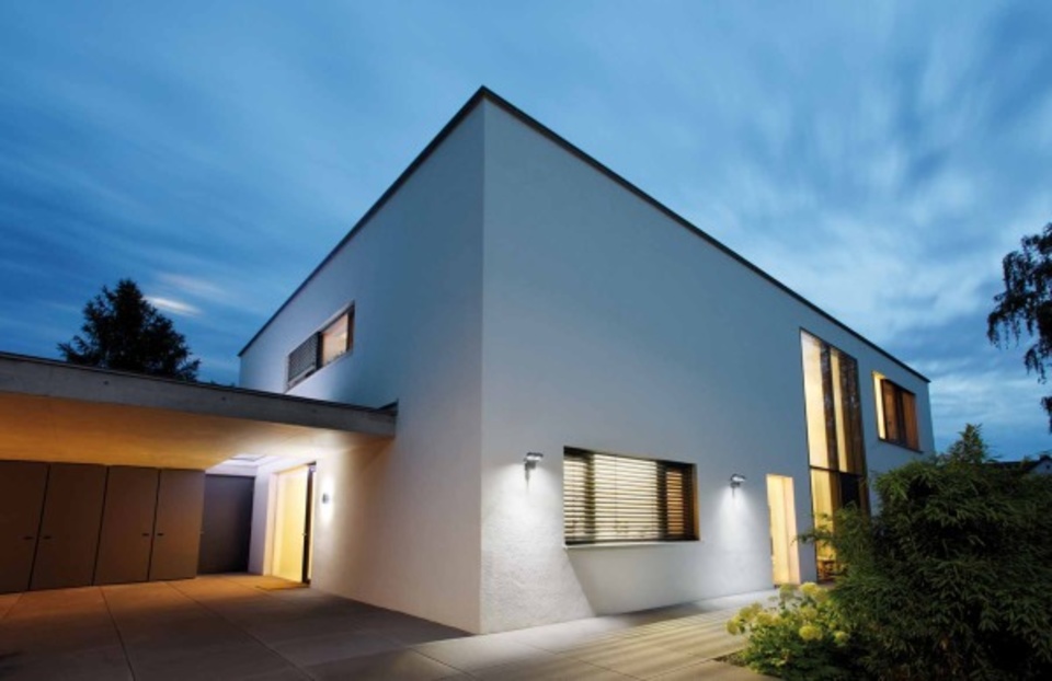 Aussenbeleuchtung bei Elektrotechnik Asche GmbH in Magdeburg